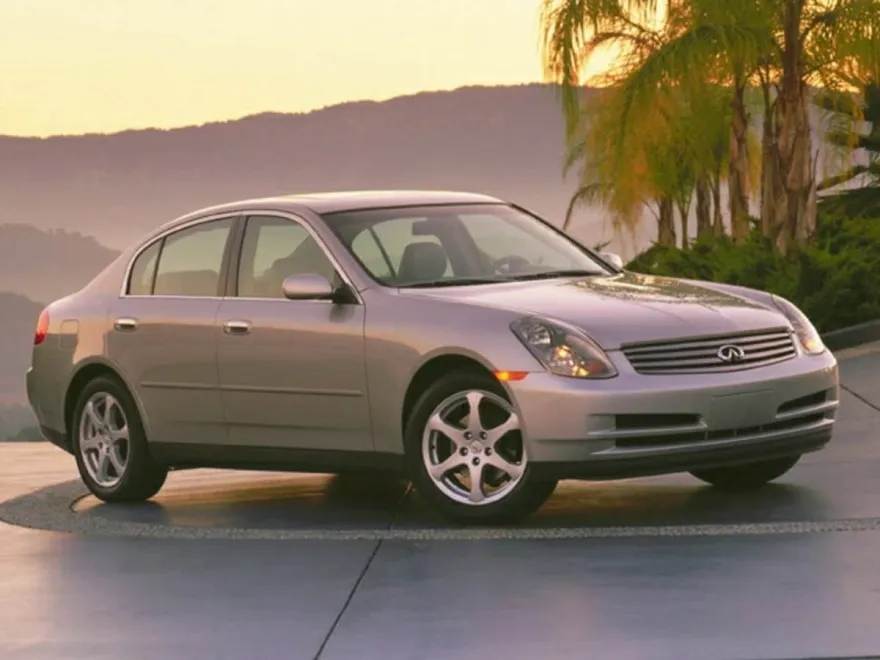 2004 Infiniti G35 x Sedan photo 1