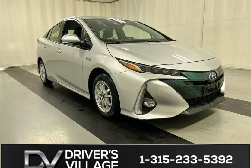 2018 Toyota Prius Prime Plus photo 1