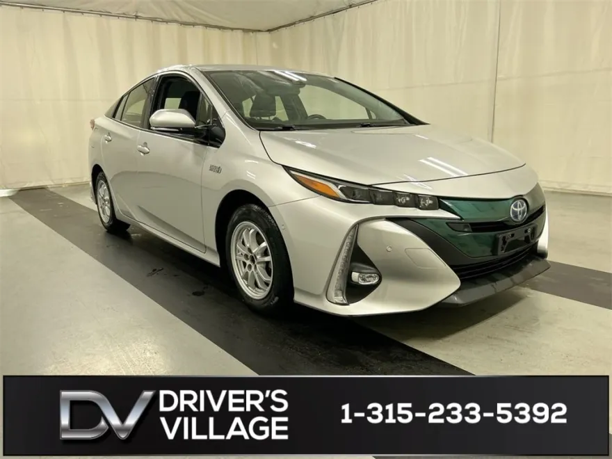 2018 Toyota Prius Prime Plus photo 1