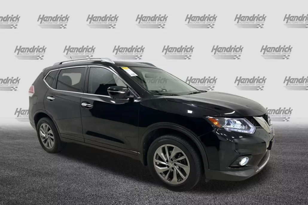 2015 Nissan Rogue SL photo 1