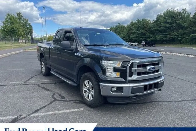 2015 Ford F-150 XLT photo 1