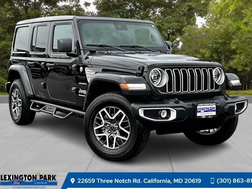 2024 Jeep Wrangler Sahara photo 1