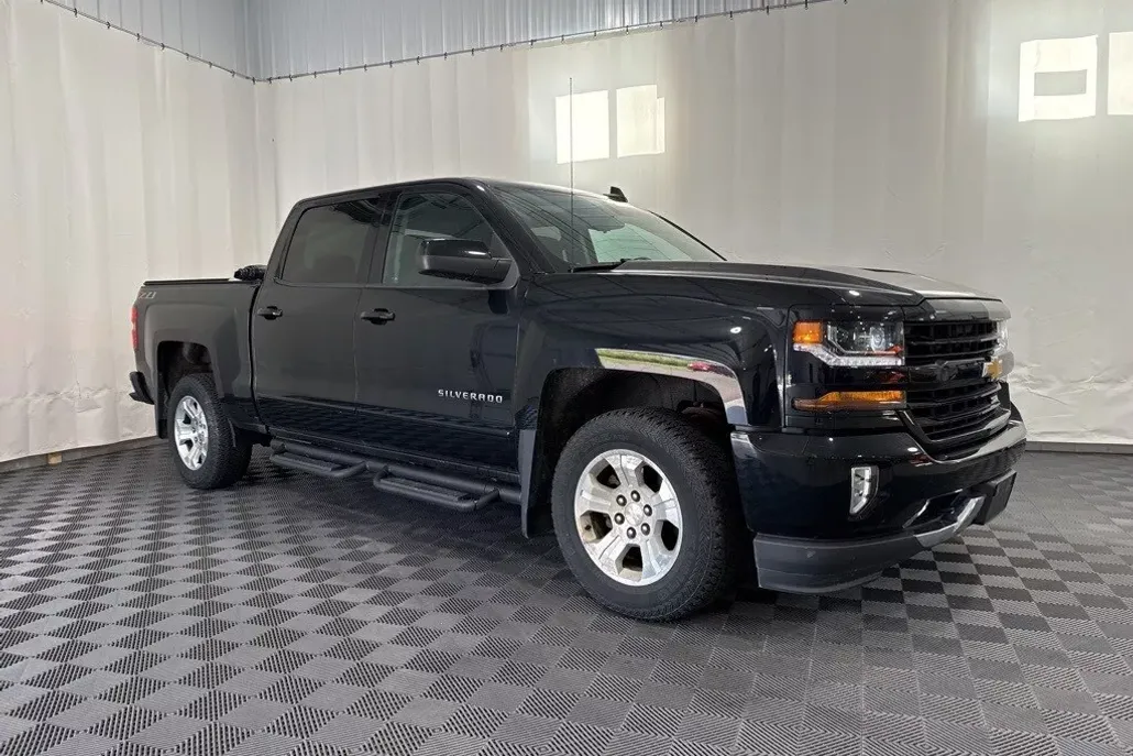 2018 Chevrolet Silverado 1500 LT2 Z71 photo 1