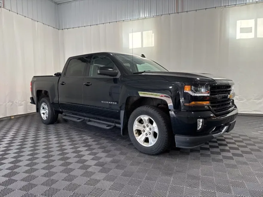 2018 Chevrolet Silverado 1500 LT2 Z71 photo 1