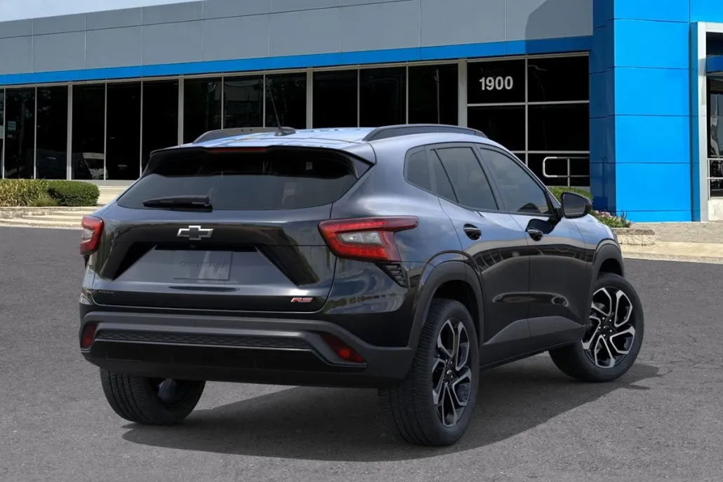 2025 Chevrolet Trax photo 1