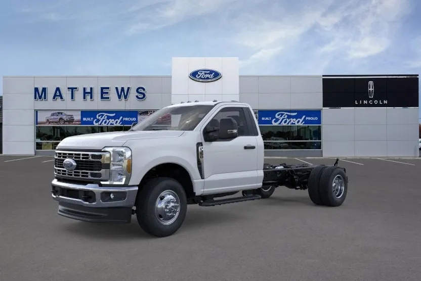 2026 Ford F-350 XL photo 1