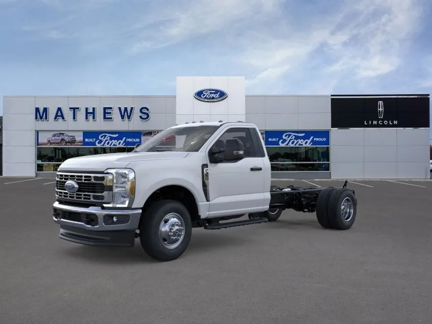 2026 Ford F-350 XL photo 1