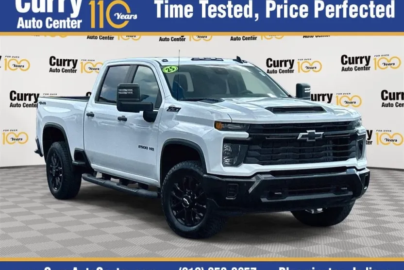 2025 Chevrolet Silverado 2500HD Custom photo 1
