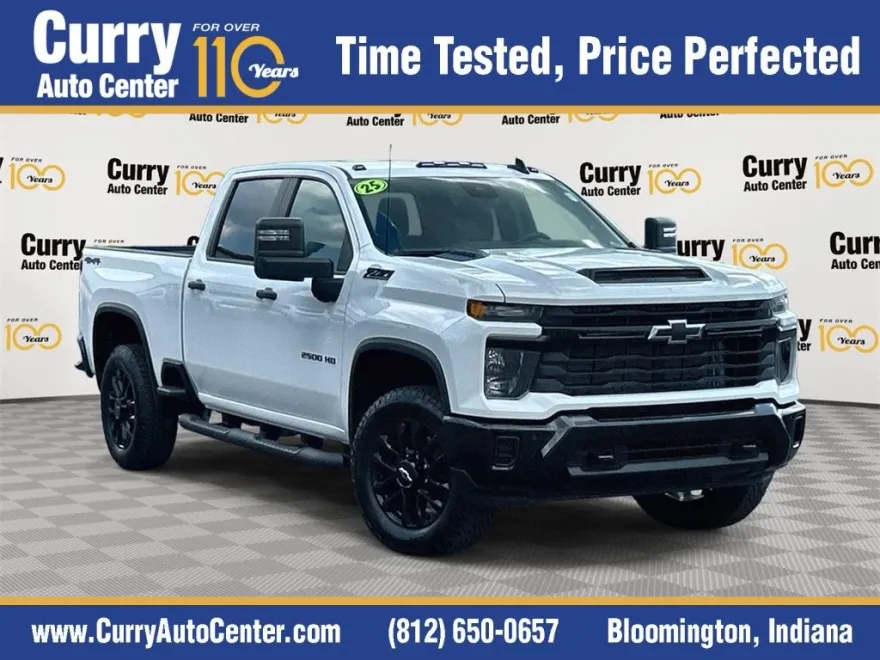 2025 Chevrolet Silverado 2500HD Custom photo 1