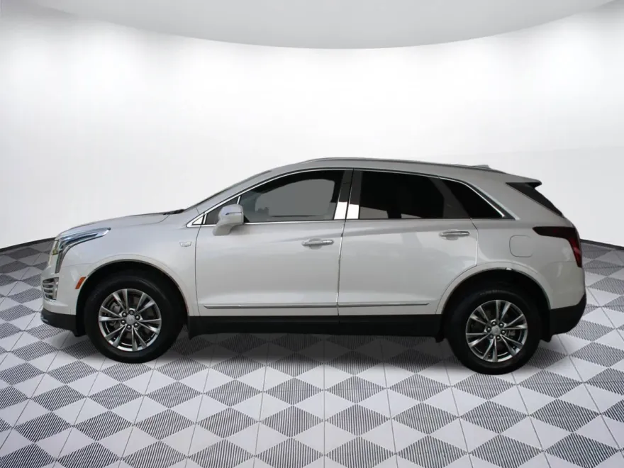2020 Cadillac XT5 Premium Luxury photo 1
