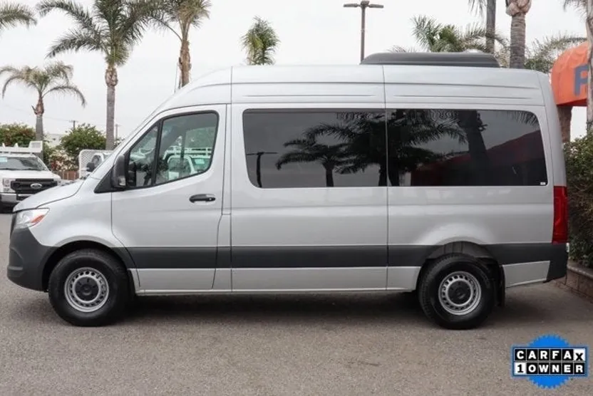 2024 Mercedes Benz Sprinter 2500 144 WB photo 1