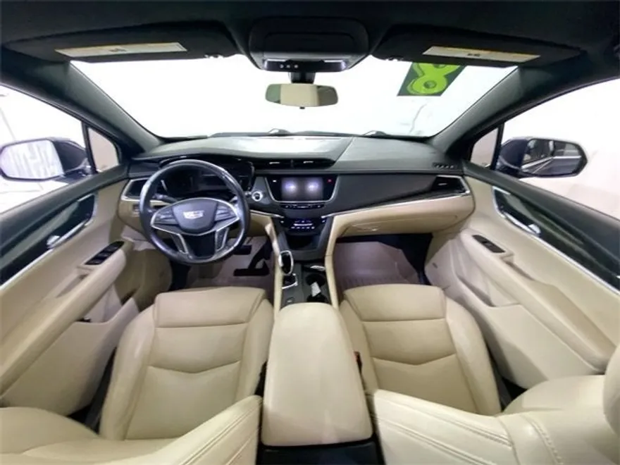 2018 Cadillac XT5 photo 1