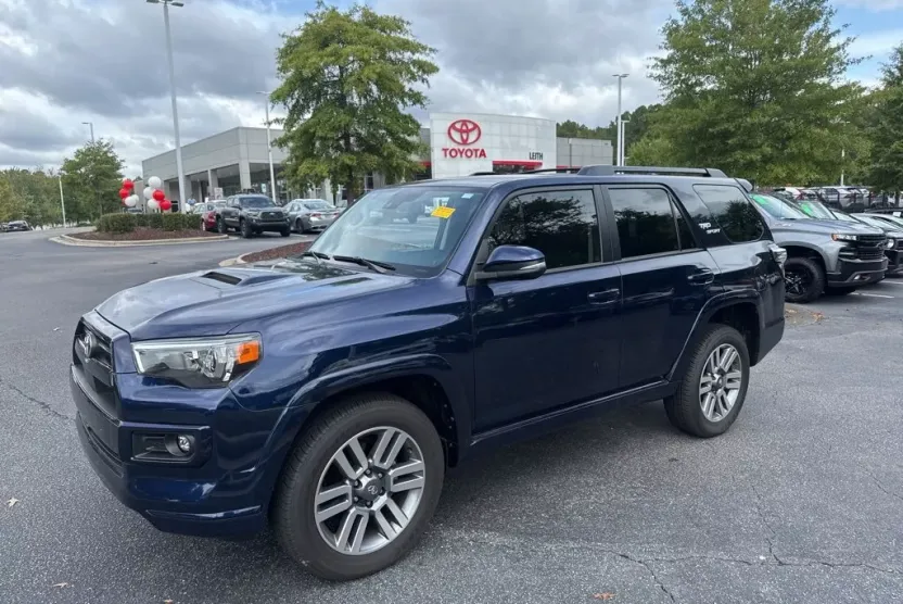 2023 Toyota 4Runner TRD Sport photo 1
