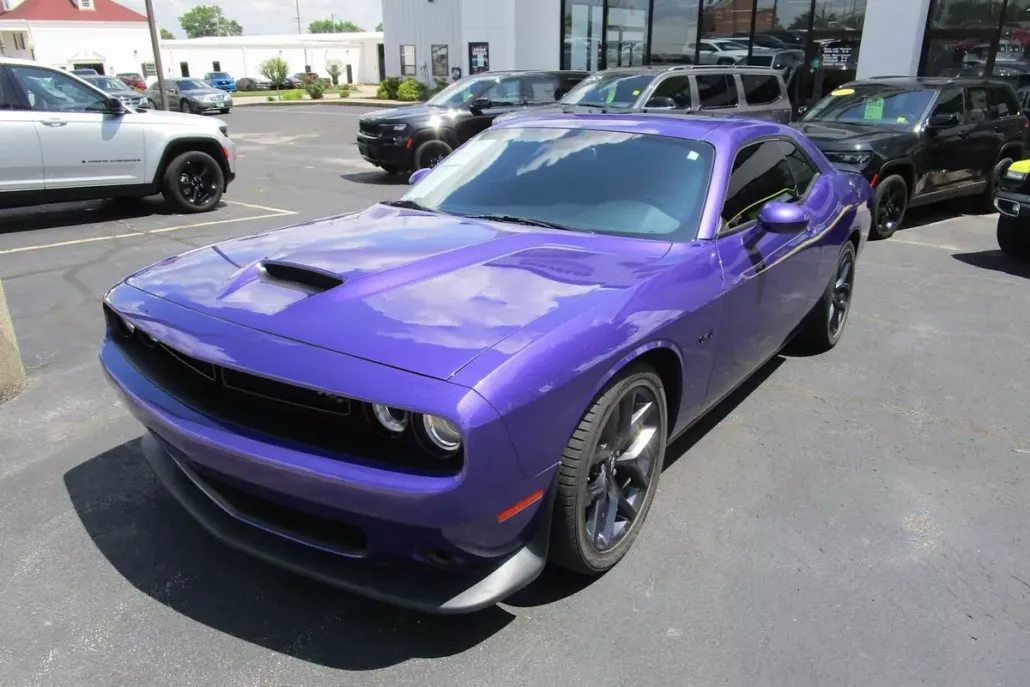2023 Dodge Challenger R/T photo 1