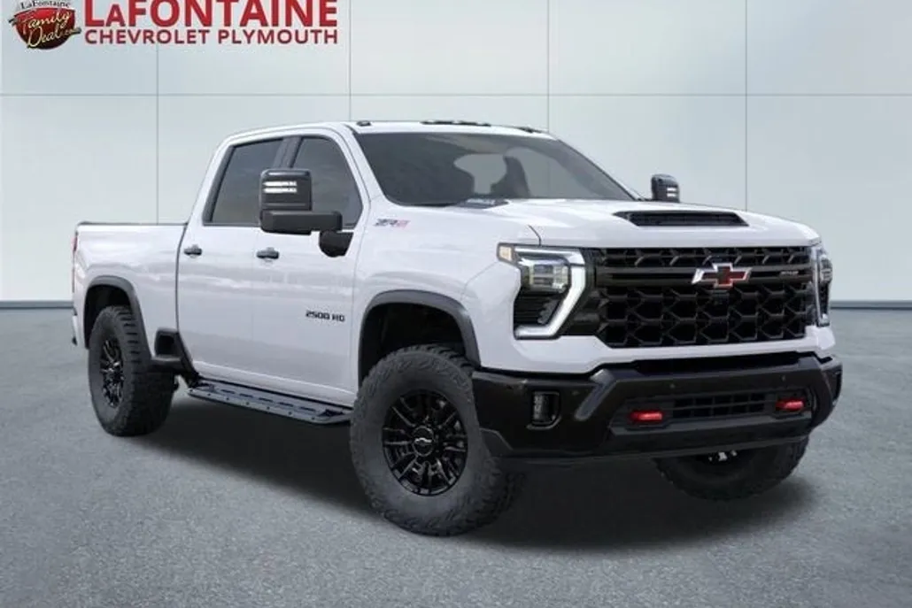 2025 Chevrolet Silverado 2500HD ZR2 photo 1