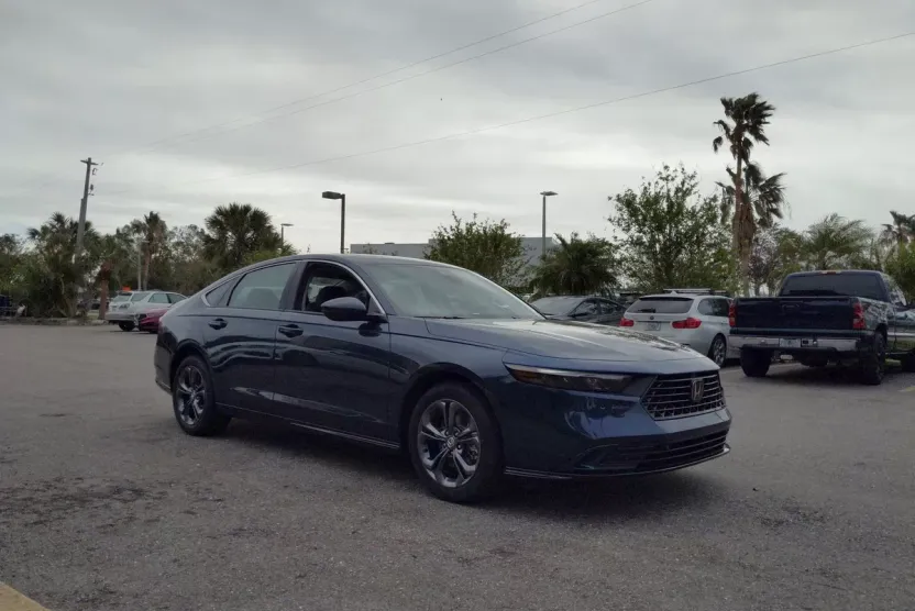 2025 Honda Accord Hybrid EX-L photo 1