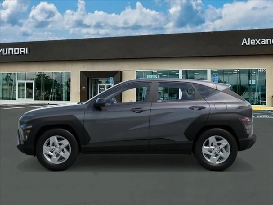 2026 Hyundai Kona SE photo 1
