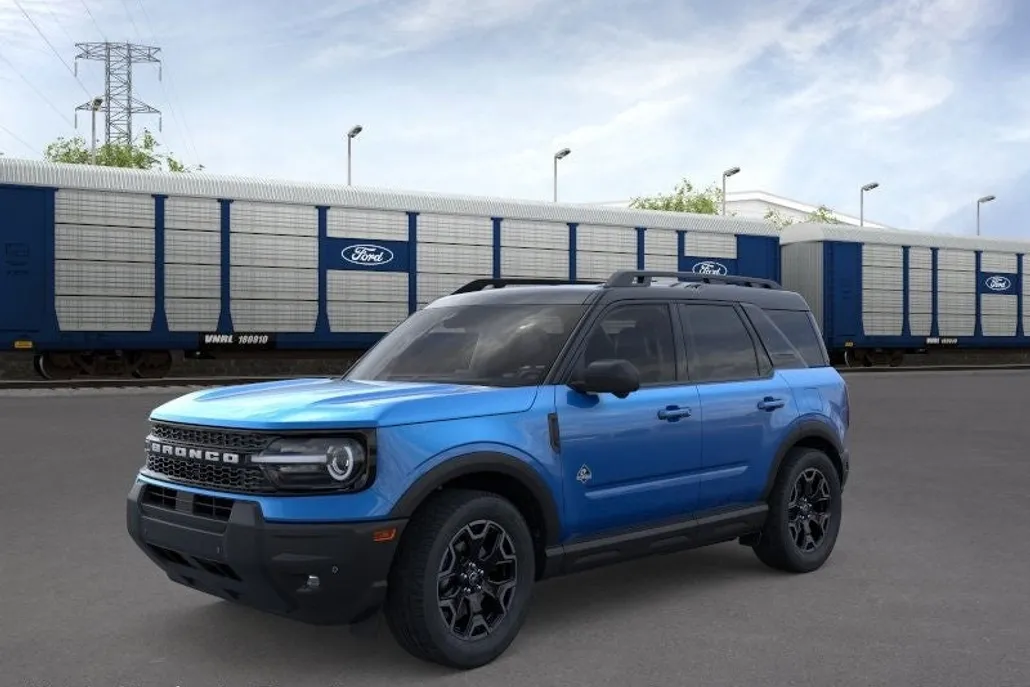 2025 Ford Bronco Sport Outer Banks photo 1