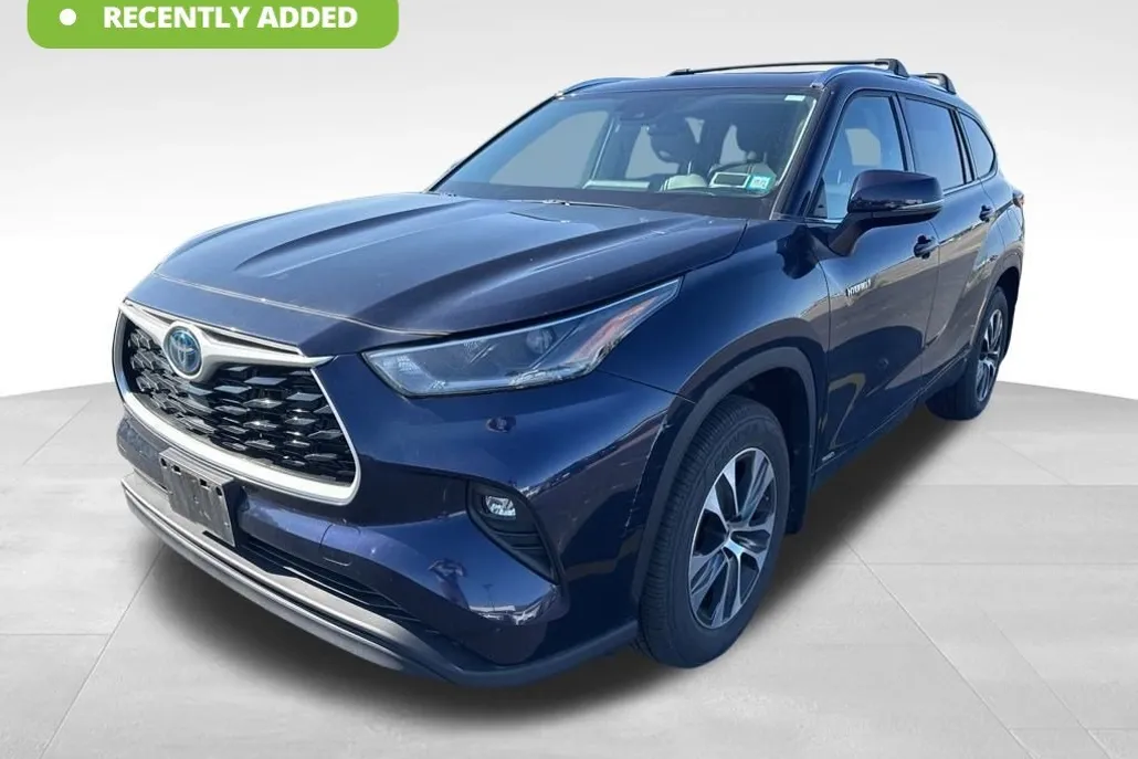 2021 Toyota Highlander Hybrid XLE photo 1