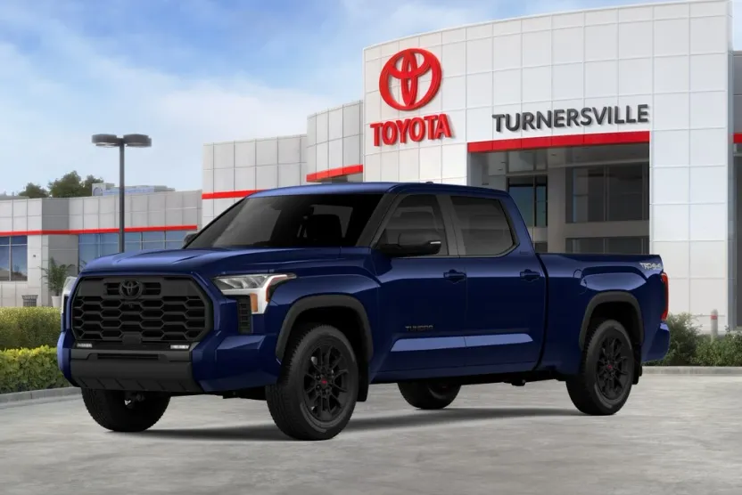 2025 Toyota Tundra Limited CrewMax photo 1