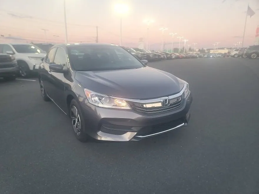 2017 Honda Accord LX photo 1