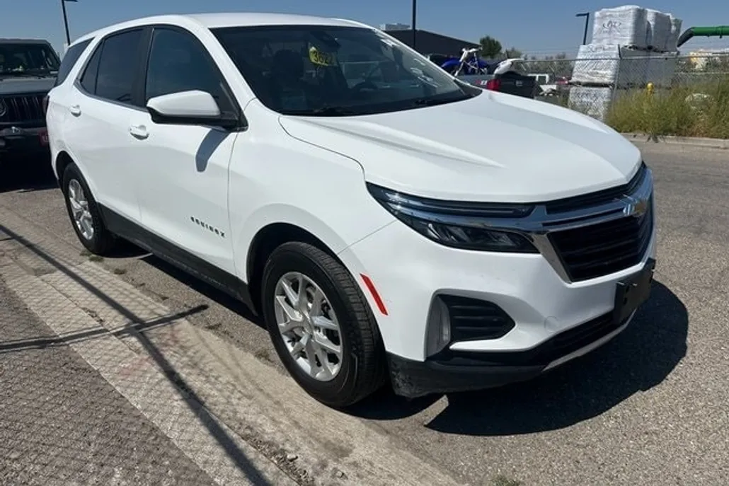 2022 Chevrolet Equinox photo 1