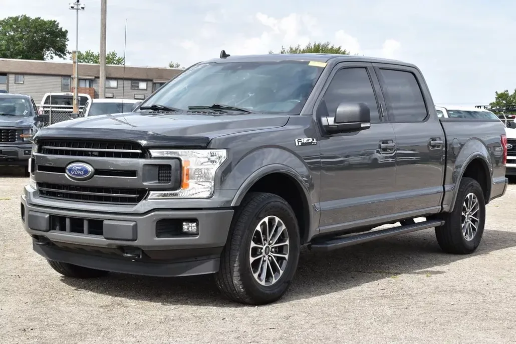 2020 Ford F-150 XLT photo 1