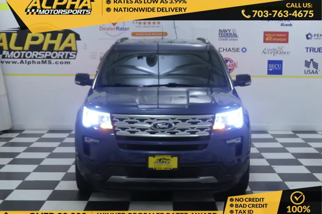 2019 Ford Explorer XLT photo 1