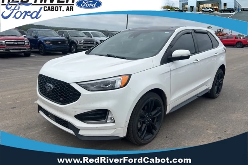 2021 Ford Edge ST photo 1