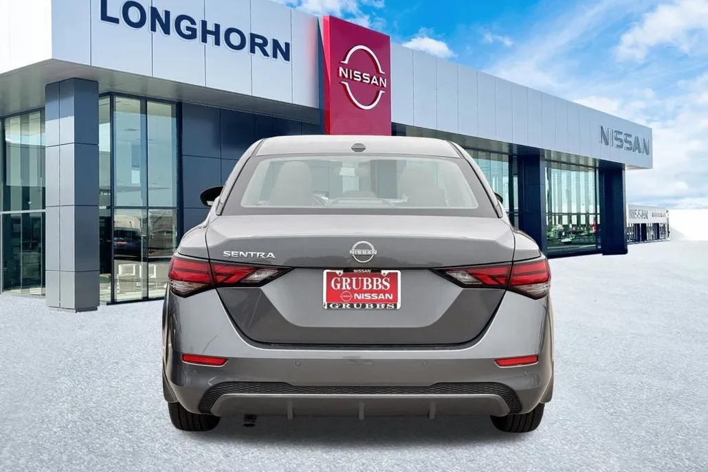 2025 Nissan Sentra SV photo 1