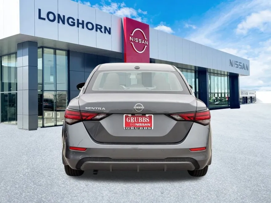 2025 Nissan Sentra SV photo 1