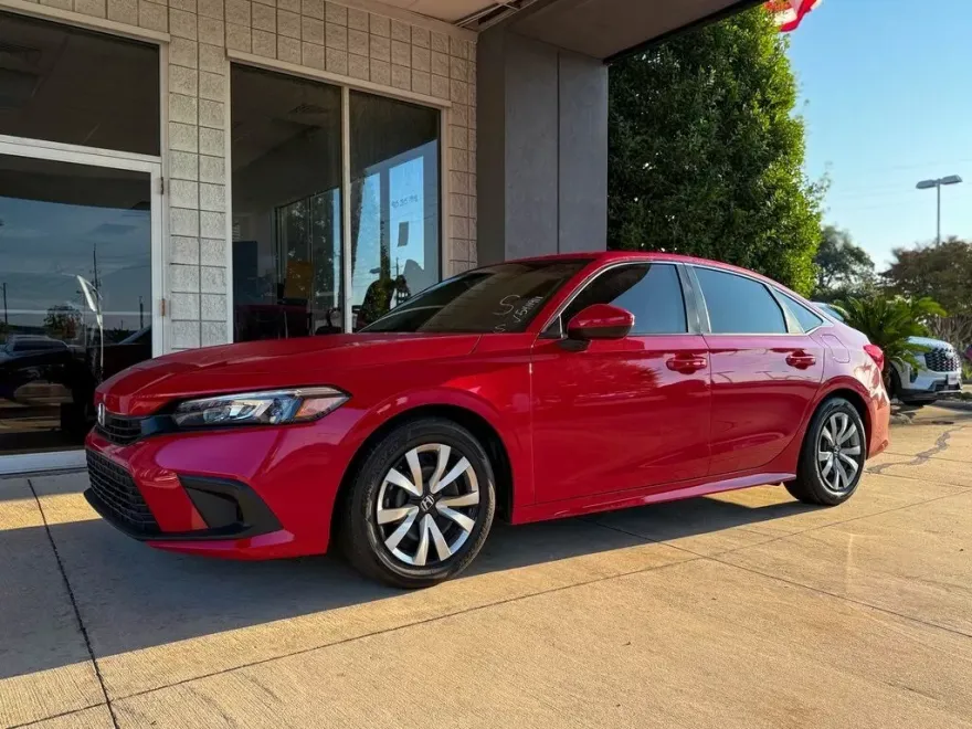 2022 Honda Civic LX photo 1
