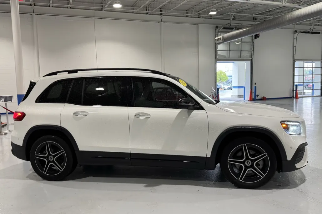 2021 Mercedes Benz GLB 250 4MATIC photo 1