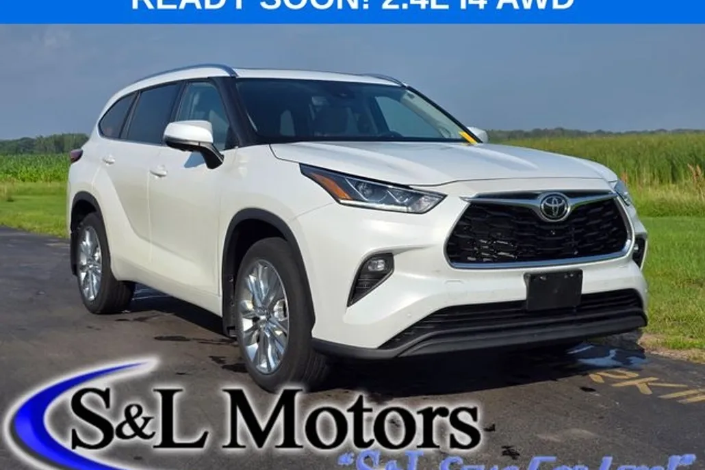 2023 Toyota Highlander Limited photo 1