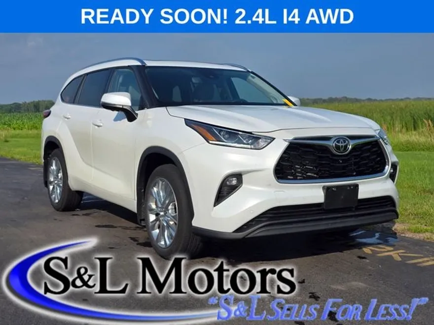2023 Toyota Highlander Limited photo 1