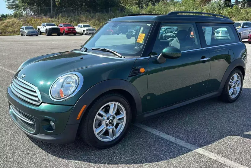 2014 Mini Clubman Base photo 1