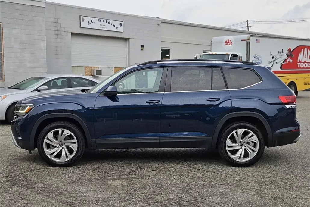 2021 Volkswagen Atlas SE Technology photo 1