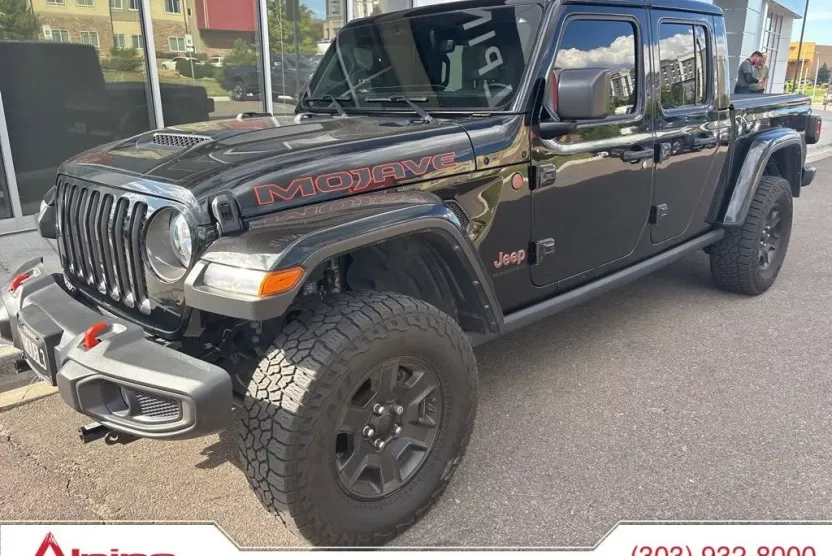 2023 Jeep Gladiator Mojave photo 1