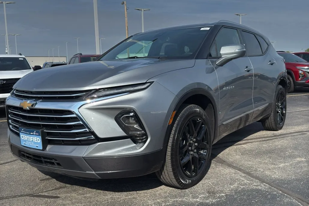 2024 Chevrolet Blazer Premier photo 1