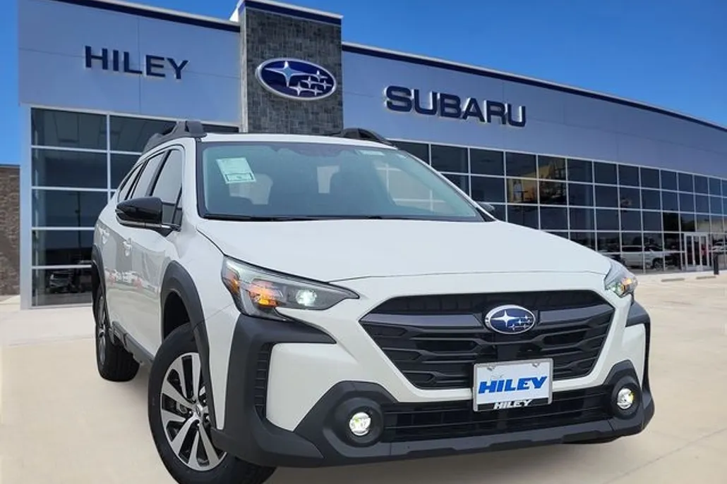 2025 Subaru Outback Premium photo 1
