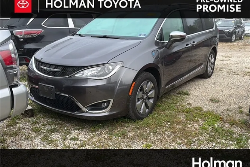 2020 Chrysler Pacifica Hybrid Limited photo 1