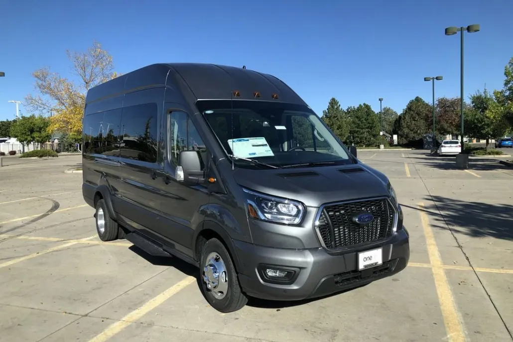 2025 Ford Transit Passenger XLT photo 1