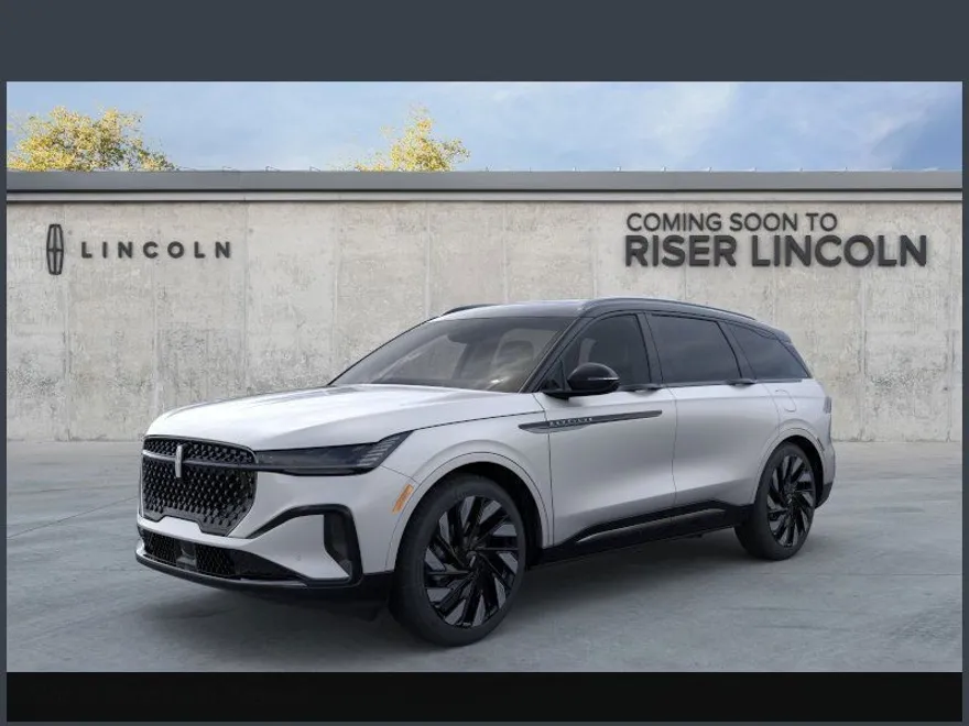 2025 Lincoln Nautilus Reserve photo 1