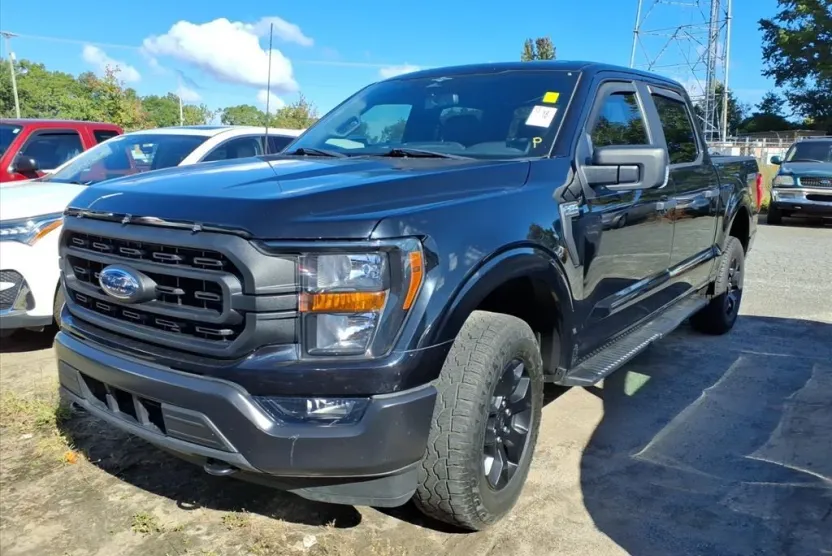 2023 Ford F-150 XL photo 1