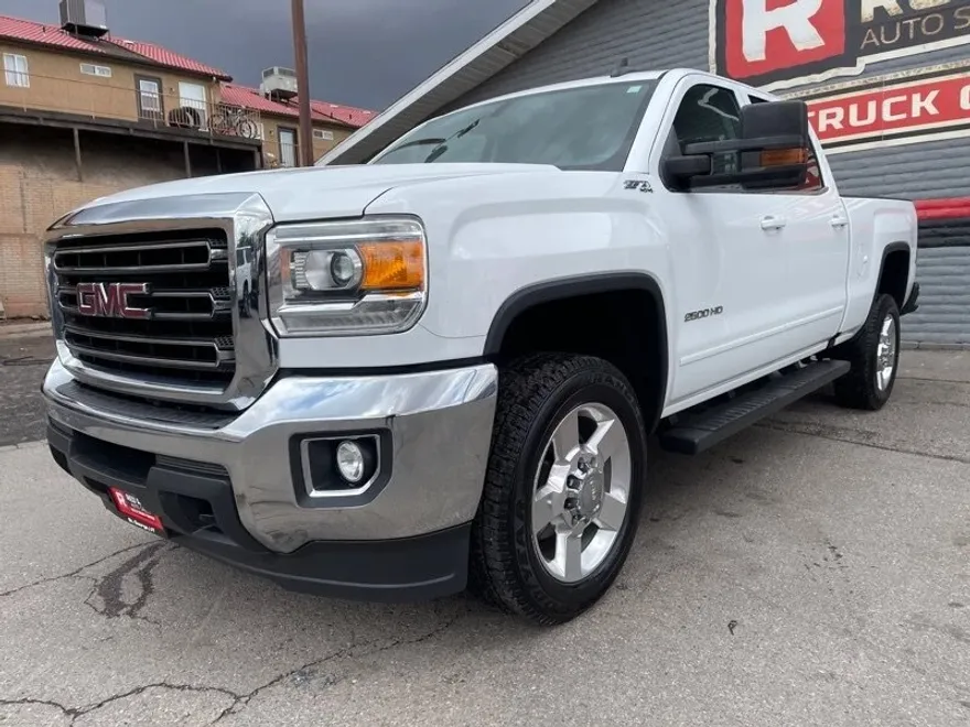 2016 Gmc Sierra 2500 SLE photo 1