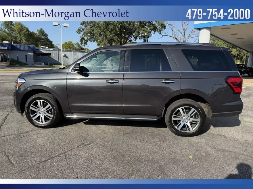 2023 Ford Expedition Limited photo 1