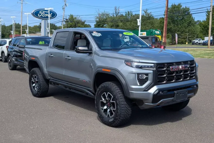 2023 Gmc Canyon AT4X photo 1