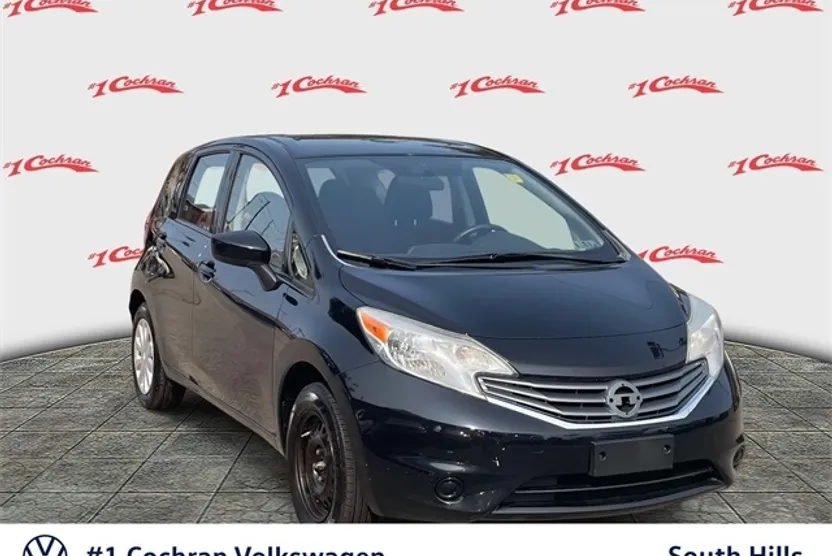 2016 Nissan Versa Note SV photo 1