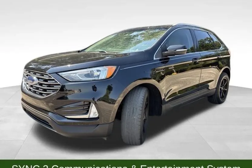 2019 Ford Edge SEL photo 1