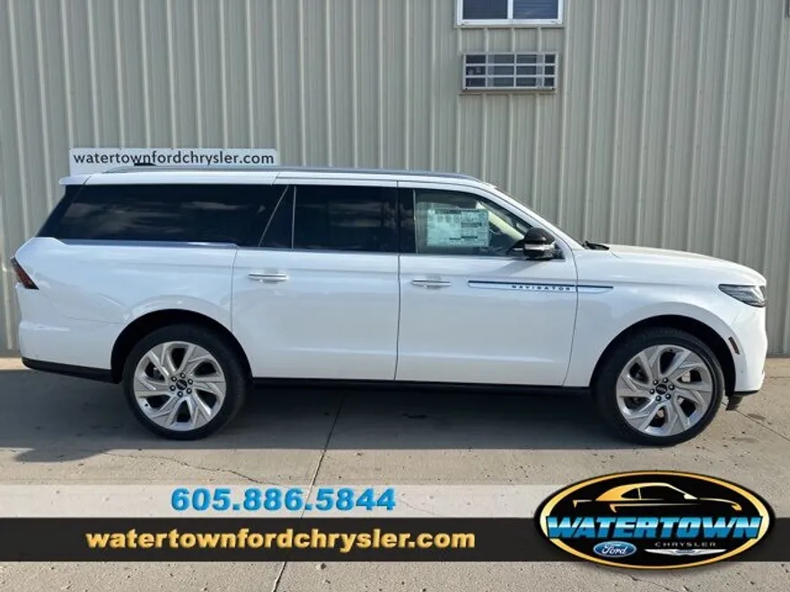 2025 Lincoln Navigator L Reserve photo 1